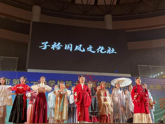 ˵��: lADPJx8ZuXf4YGHNC9DND8A_4032_3024