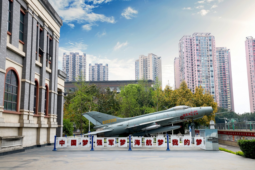 �й��� ǿ���� ������ �ҵ���